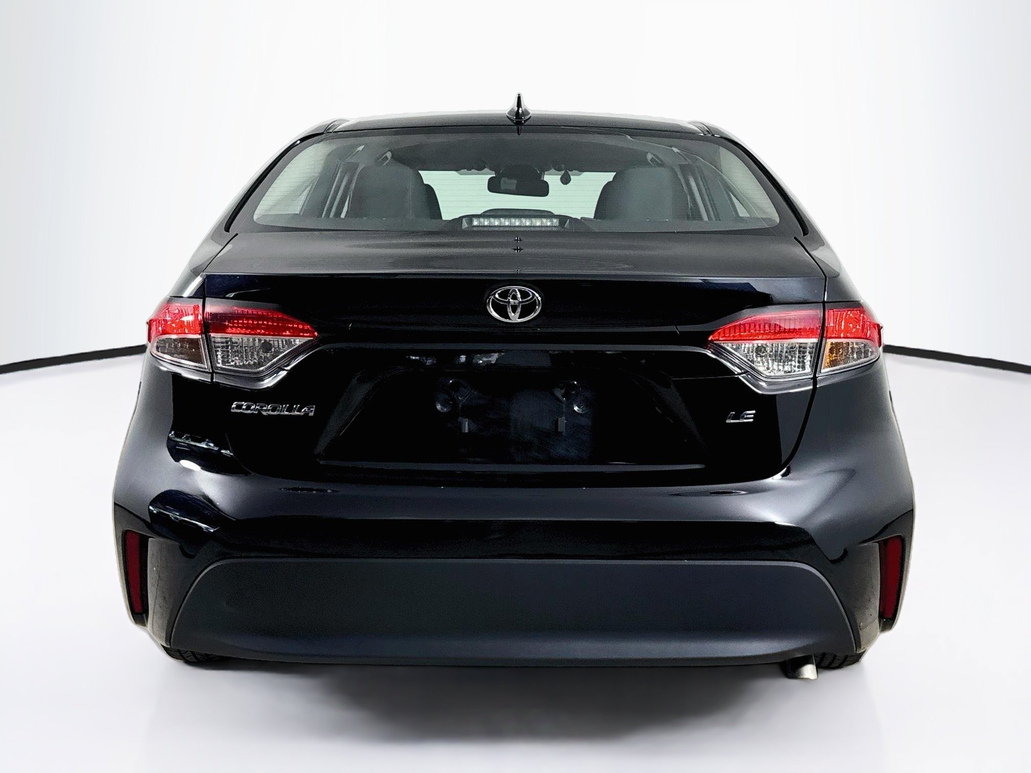 Used 2024 Toyota Corolla LE FWD image 29