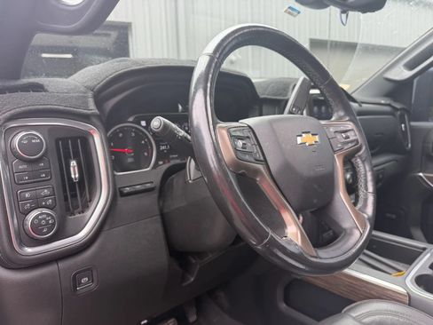 Used 2020 Chevrolet Silverado 3500 High Country w/ Z71 Off-Road Package AWD/4WD image 9