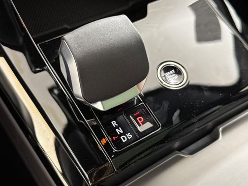 New 2026 Land Rover Range Rover Sport SE image 16