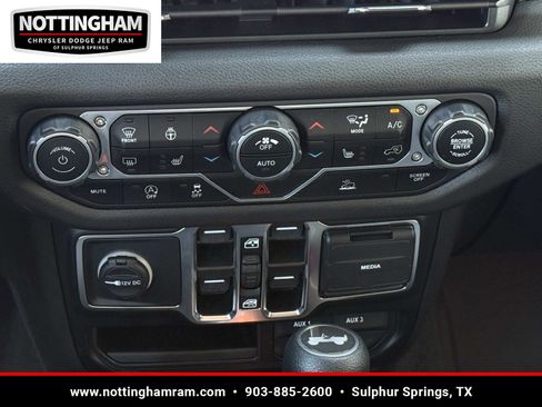 Used 2024 Jeep Wrangler Sport S image 12