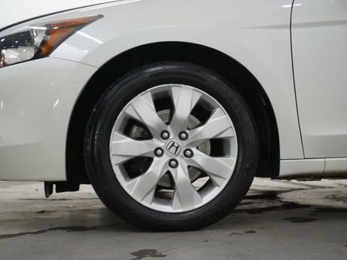 Used 2010 Honda Accord EX-L image 26