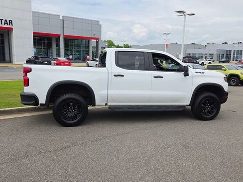 Used 2024 Chevrolet Silverado 1500 ZR2 w/ Technology Package AWD/4WD image 13