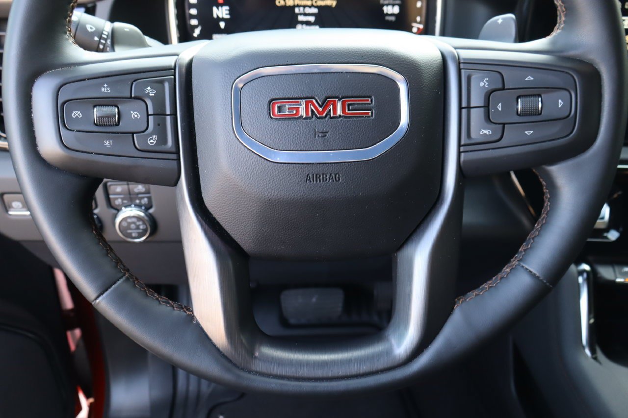 Used 2024 GMC Sierra 1500 AT4 w/ Technology Package AWD/4WD image 12