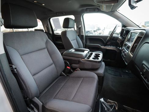 Used 2018 Chevrolet Silverado 1500 LT w/ All Star Edition image 23