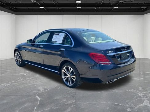 Used 2015 Mercedes-Benz C 300 4MATIC Sedan w/ Multimedia Package image 5