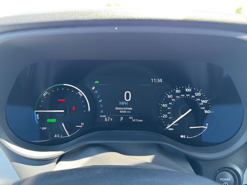 Certified 2026 Toyota Sienna XLE AWD/4WD image 18
