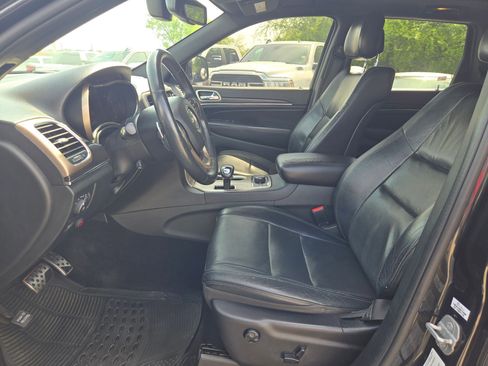 Used 2014 Jeep Grand Cherokee Limited w/ Luxury Group II AWD/4WD image 9