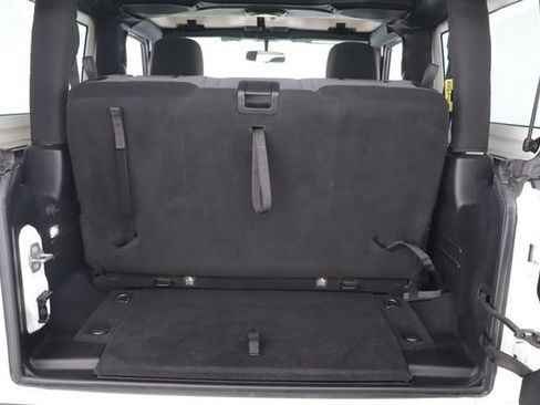 Used 2018 Jeep Wrangler Sport AWD/4WD image 26