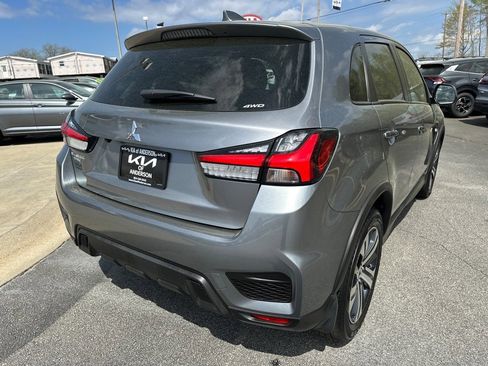 Used 2024 Mitsubishi Outlander Sport LE image 3