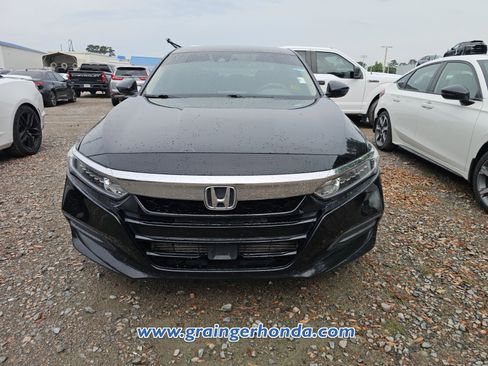 Used 2019 Honda Accord LX image 3