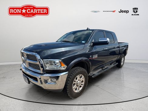 Used 2018 RAM 2500 Laramie AWD/4WD image 2