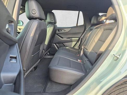 Used 2025 Chevrolet Equinox LT w/ Convenience Package II FWD image 19