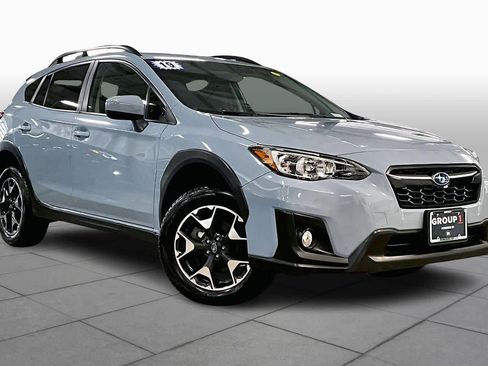 Used 2019 Subaru Crosstrek 2.0i Premium image 3