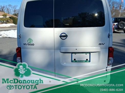 Used 2021 Nissan NV200 SV w/ Back Door Glass Package image 5