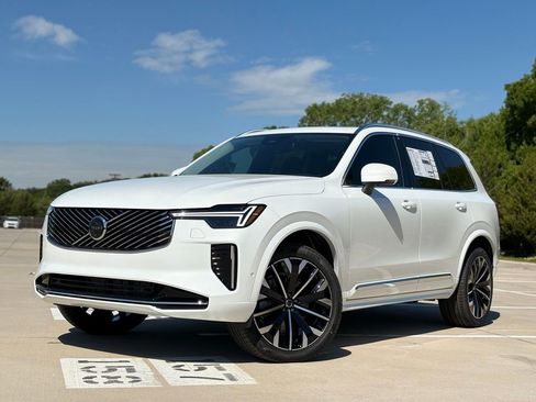 New 2026 Volvo XC90 B6 Plus w/ Protection Package Premier image 2