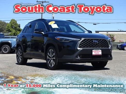 Certified 2025 Toyota Corolla Cross XLE w/ Convenience Package FWD image 1