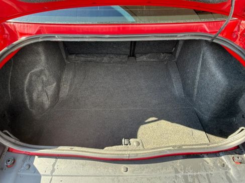 Used 2015 Dodge Challenger SRT w/ Technology Group RWD image 30
