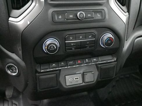 Used 2025 Chevrolet Silverado 1500 W/T RWD image 19