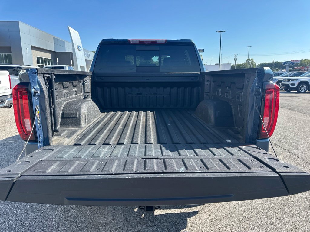 Used 2024 GMC Sierra 1500 Denali w/ Technology Package AWD/4WD image 16