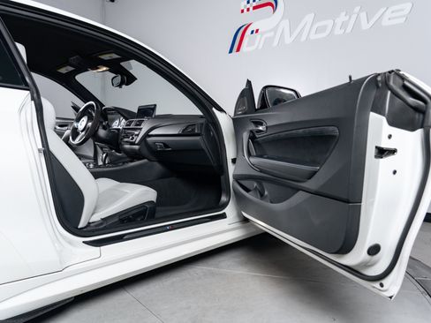 Used 2016 BMW M2 RWD image 21