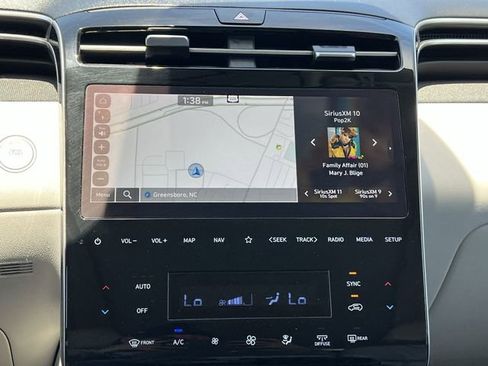 Certified 2024 Hyundai Tucson Limited FWD image 21
