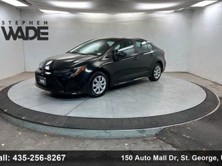 Used 2022 Toyota Corolla LE video 1