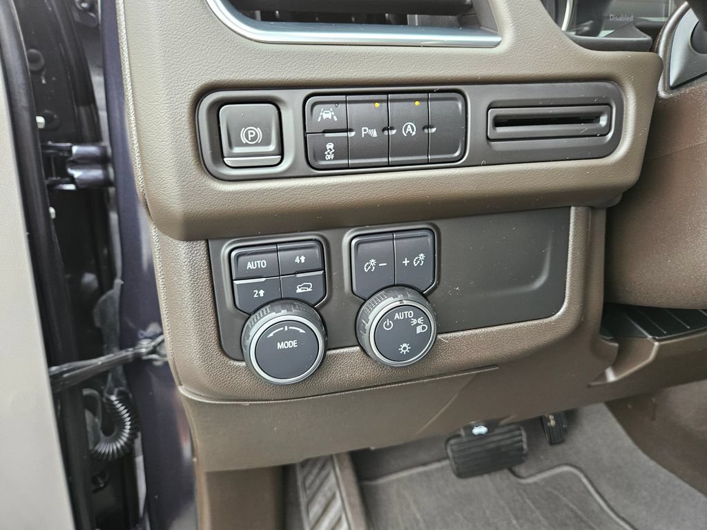 Used 2023 Chevrolet Tahoe LS AWD/4WD image 26