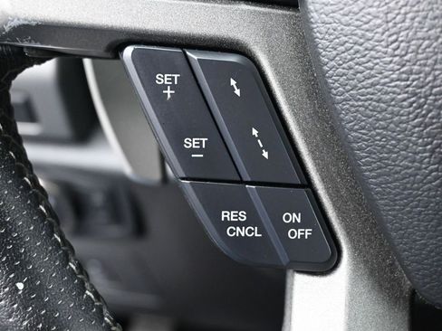 Used 2018 Ford F150 Raptor w/ Equipment Group 802A Luxury image 18