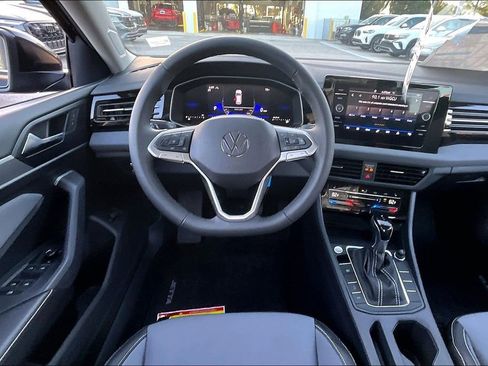 New 2026 Volkswagen Jetta SE image 19