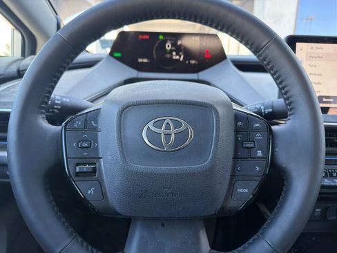 Used 2024 Toyota Prius Limited w/ Limited Premium Package FWD image 20
