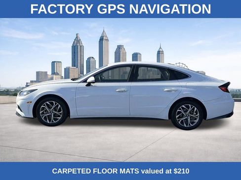 Used 2023 Hyundai Sonata SEL w/ Preferred Accessory Package image 2