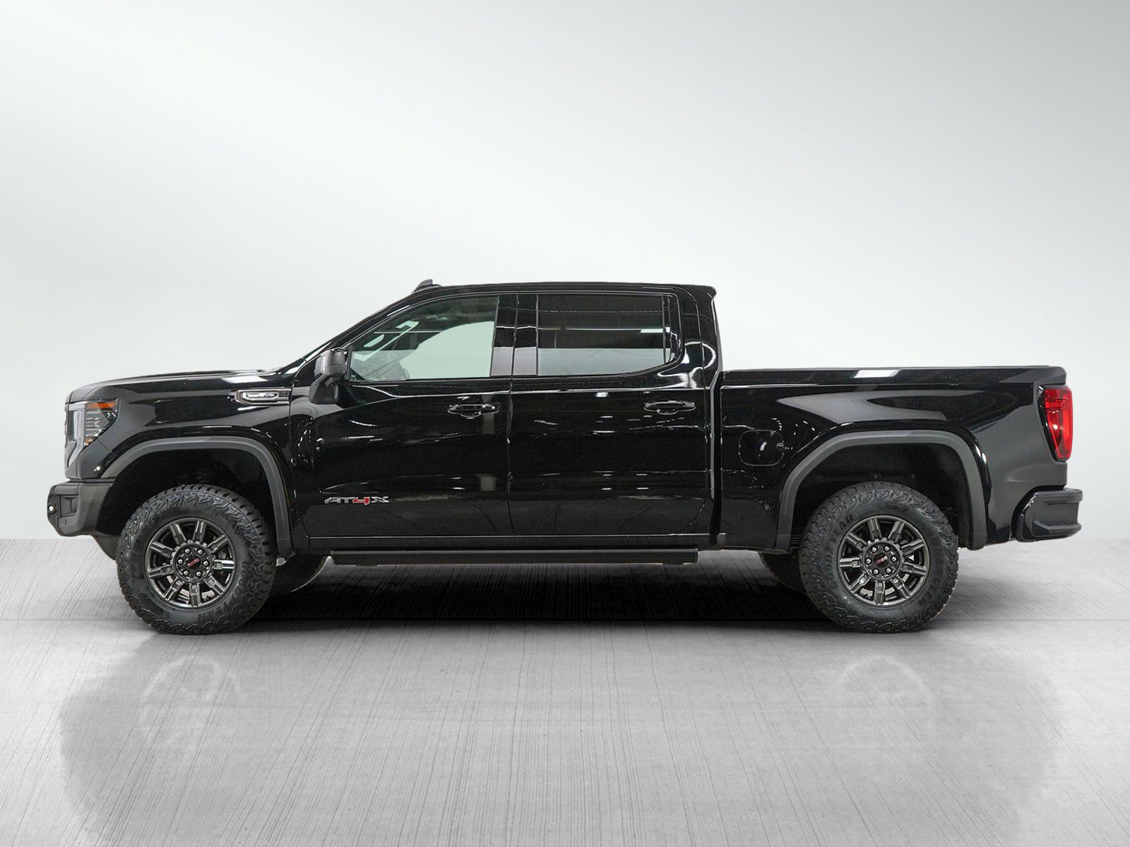 Used 2026 GMC Sierra 1500 AT4X AWD/4WD image 2