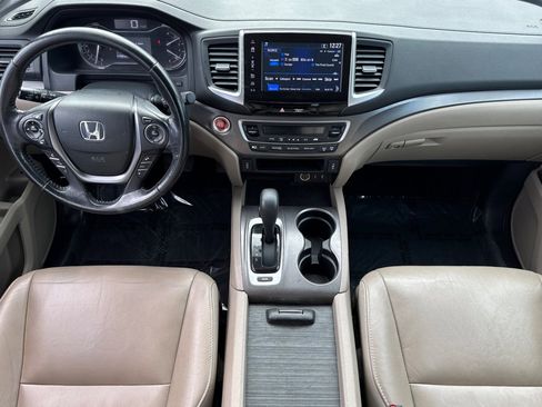 Used 2017 Honda Pilot EX-L image 3