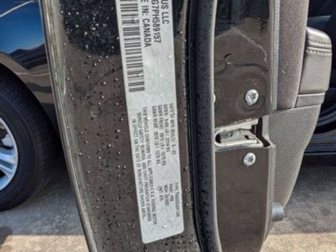Used 2023 Dodge Charger SXT RWD image 21
