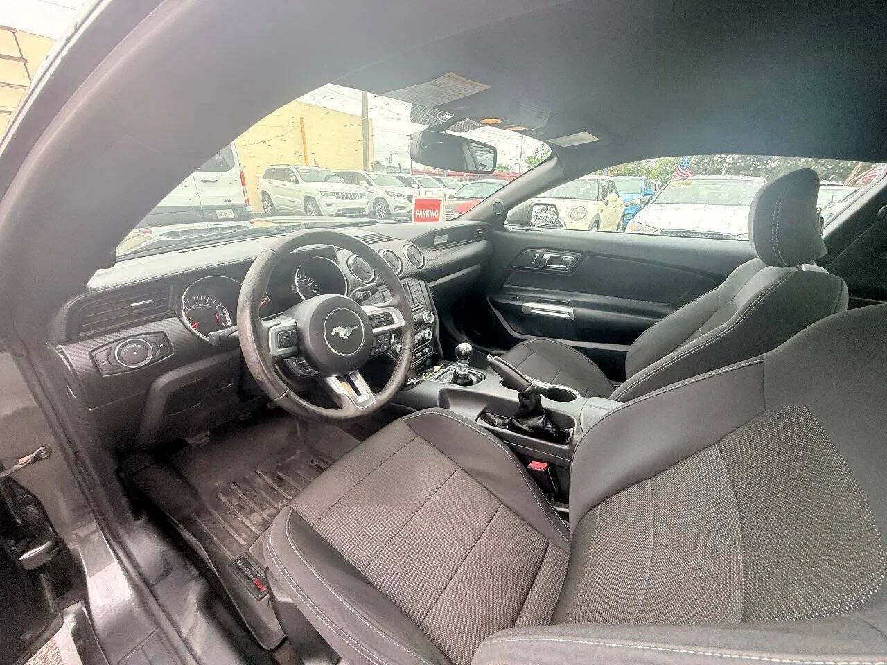 Used 2017 Ford Mustang Coupe RWD image 12