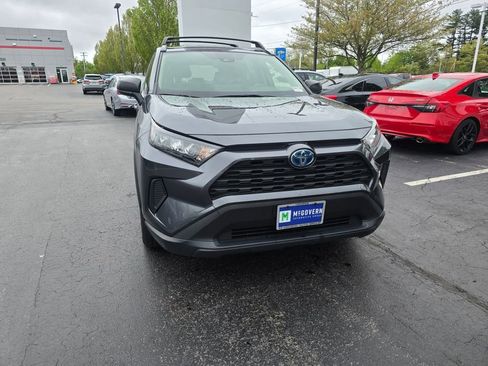 Used 2022 Toyota RAV4 LE AWD/4WD image 10