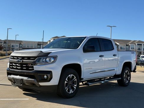 Used 2021 Chevrolet Colorado Z71 image 3