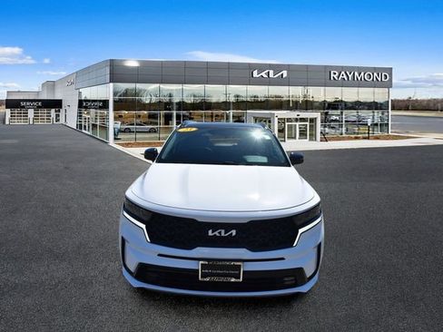 Used 2023 Kia Sorento SX AWD/4WD image 8
