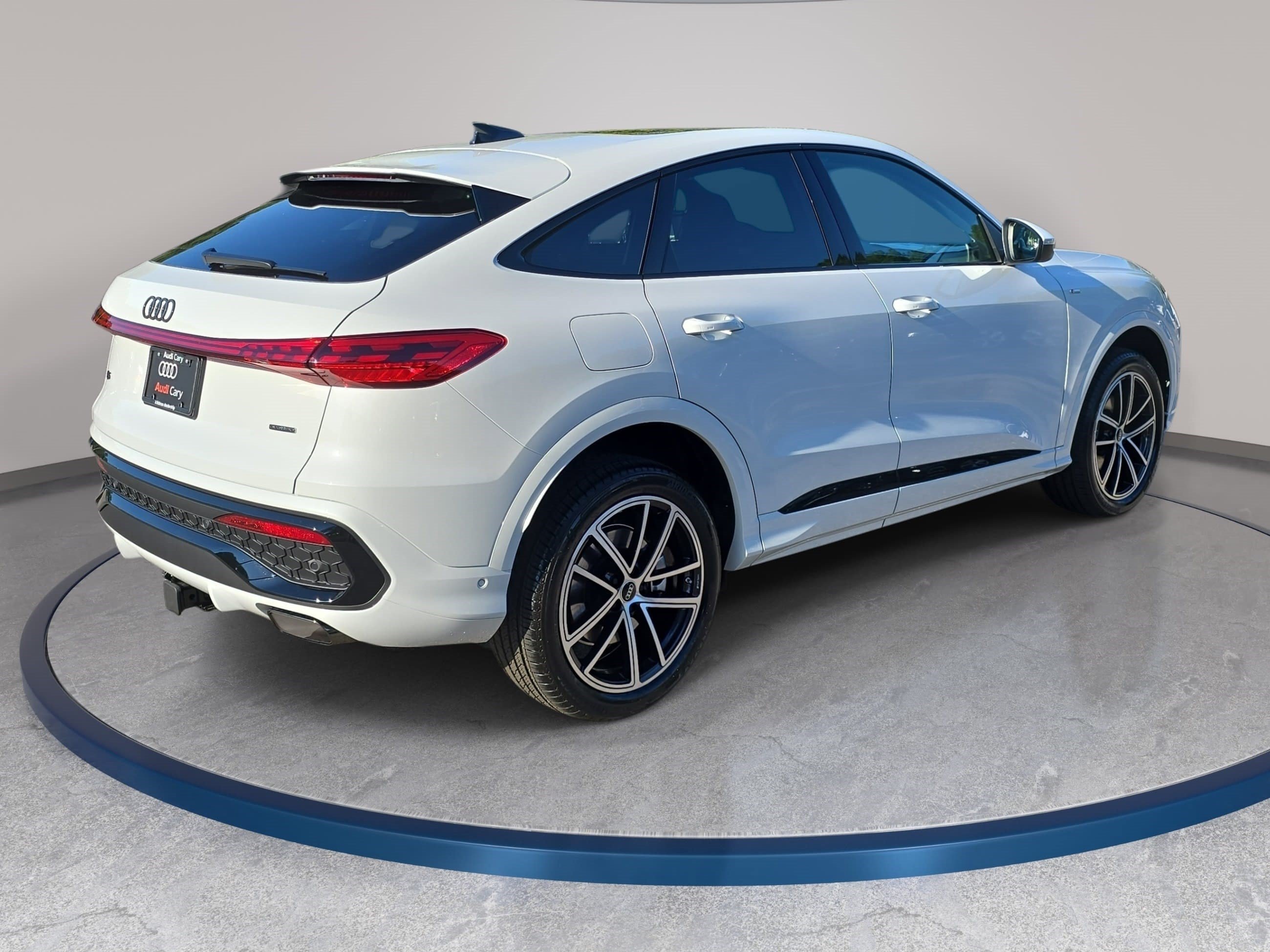 New 2026 Audi Q5 Premium Plus AWD/4WD image 5