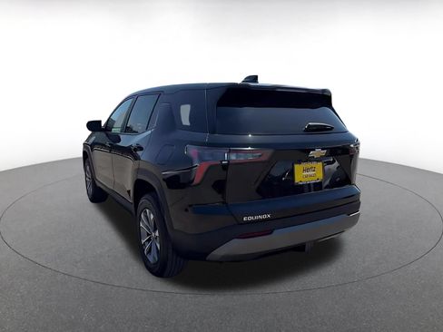 Used 2025 Chevrolet Equinox LT FWD image 11