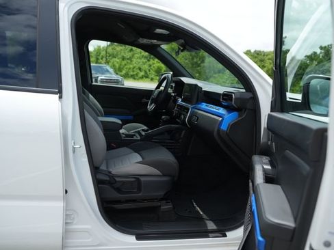 Used 2024 Toyota Tacoma TRD Sport RWD image 18