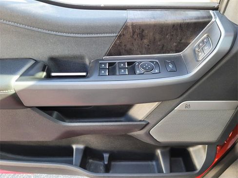 Used 2024 Ford F250 Lariat w/ Lariat Ultimate Package image 25