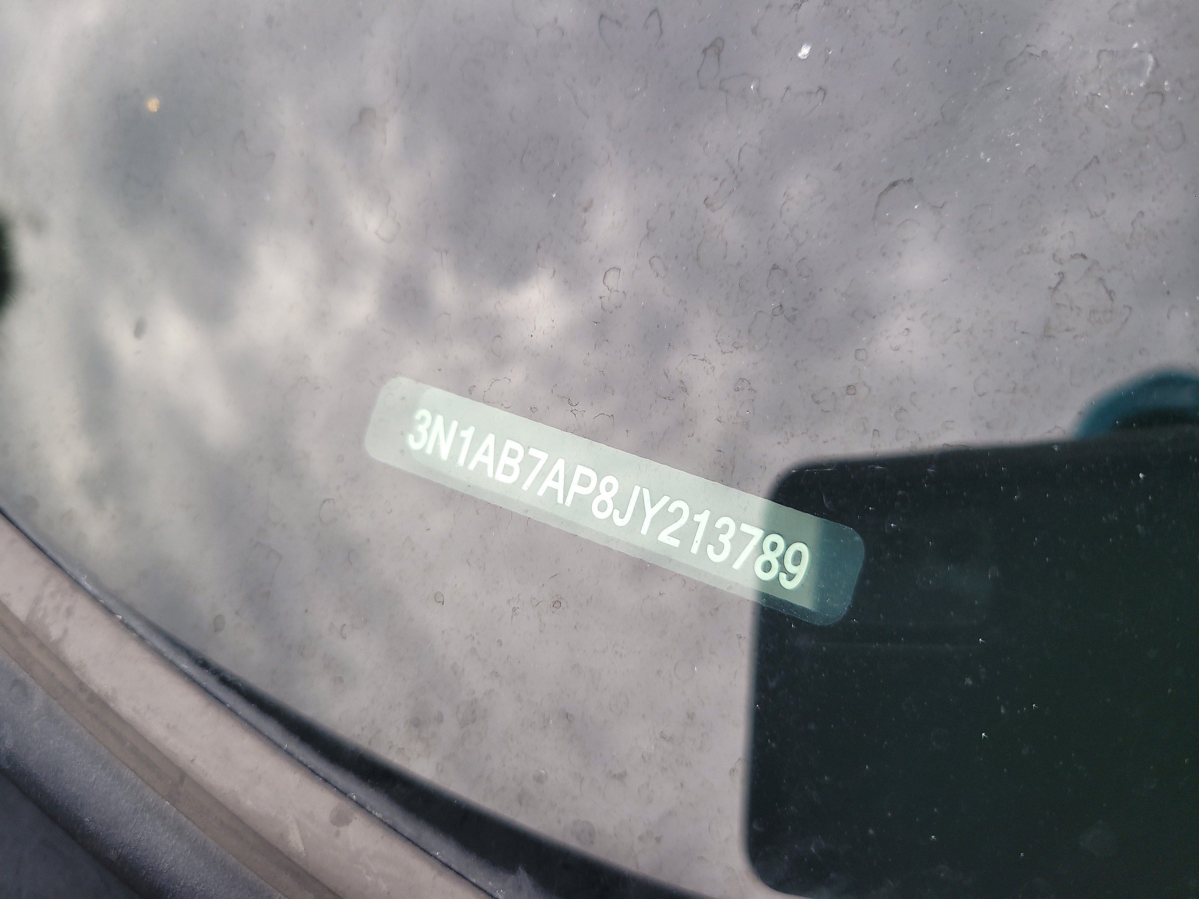 Used 2018 Nissan Sentra SR FWD image 10