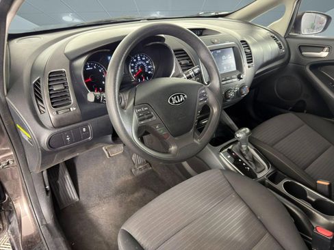 Used 2018 Kia Forte LX w/ LX Popular Package image 23