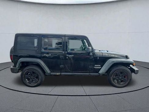 Used 2011 Jeep Wrangler Unlimited Sport AWD/4WD image 7