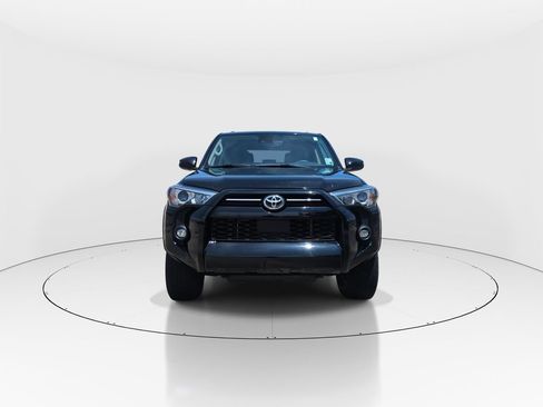 Used 2023 Toyota 4Runner SR5 AWD/4WD image 3