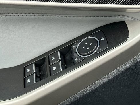 Certified 2022 Ford Explorer XLT w/ Equipment Group 202A image 14