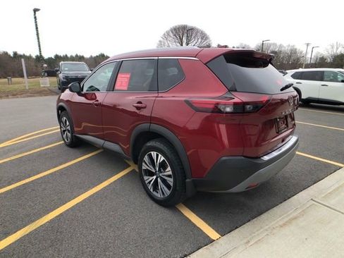 Certified 2023 Nissan Rogue SV image 4