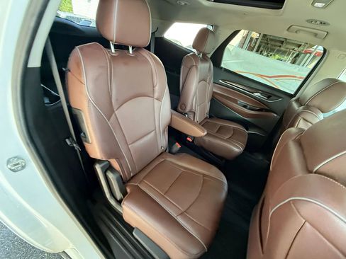 Used 2021 Buick Enclave Avenir w/ Avenir Technology Package AWD/4WD image 75