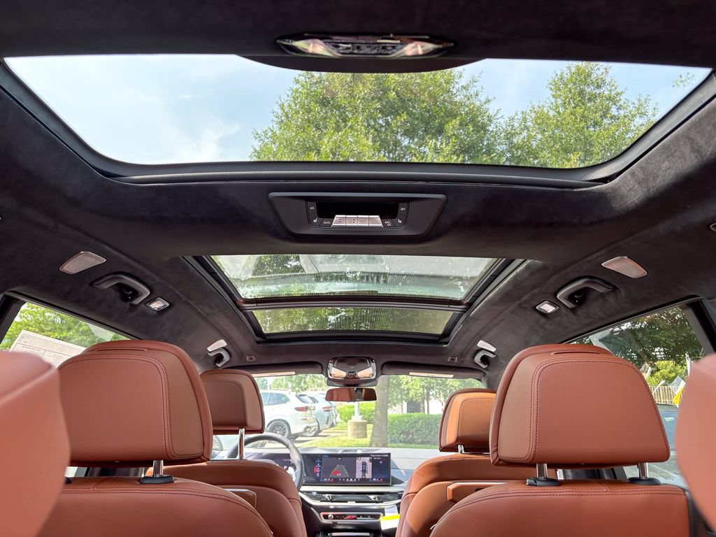 New 2027 BMW X7 M60i AWD/4WD image 9